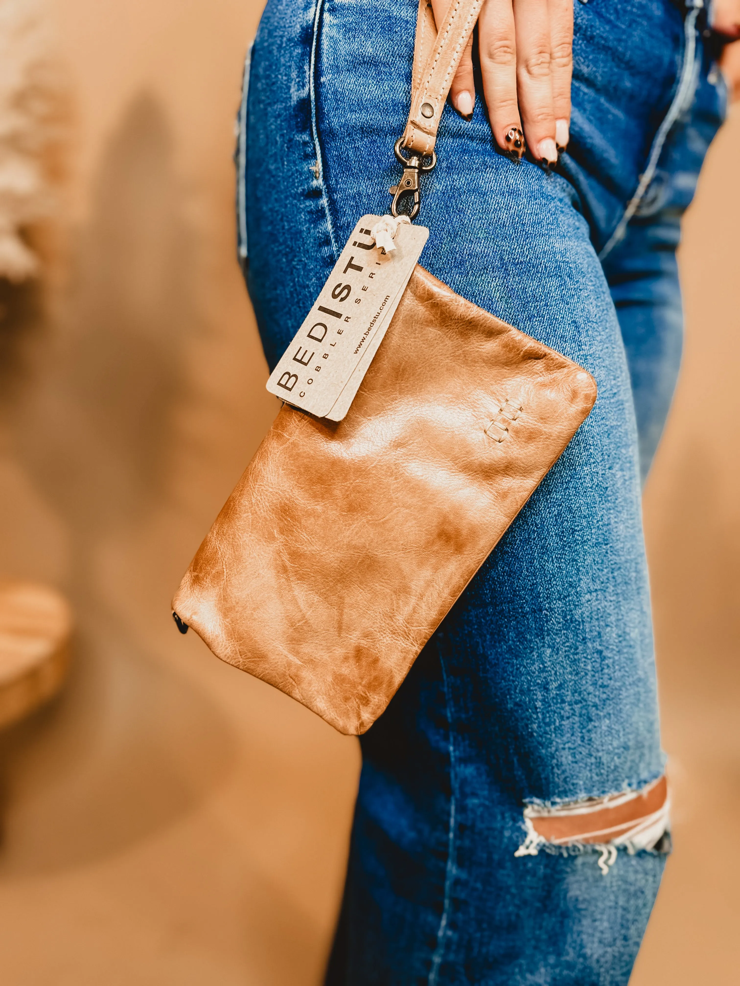 Bedstu Cadence Crossbody - Tan Rustic