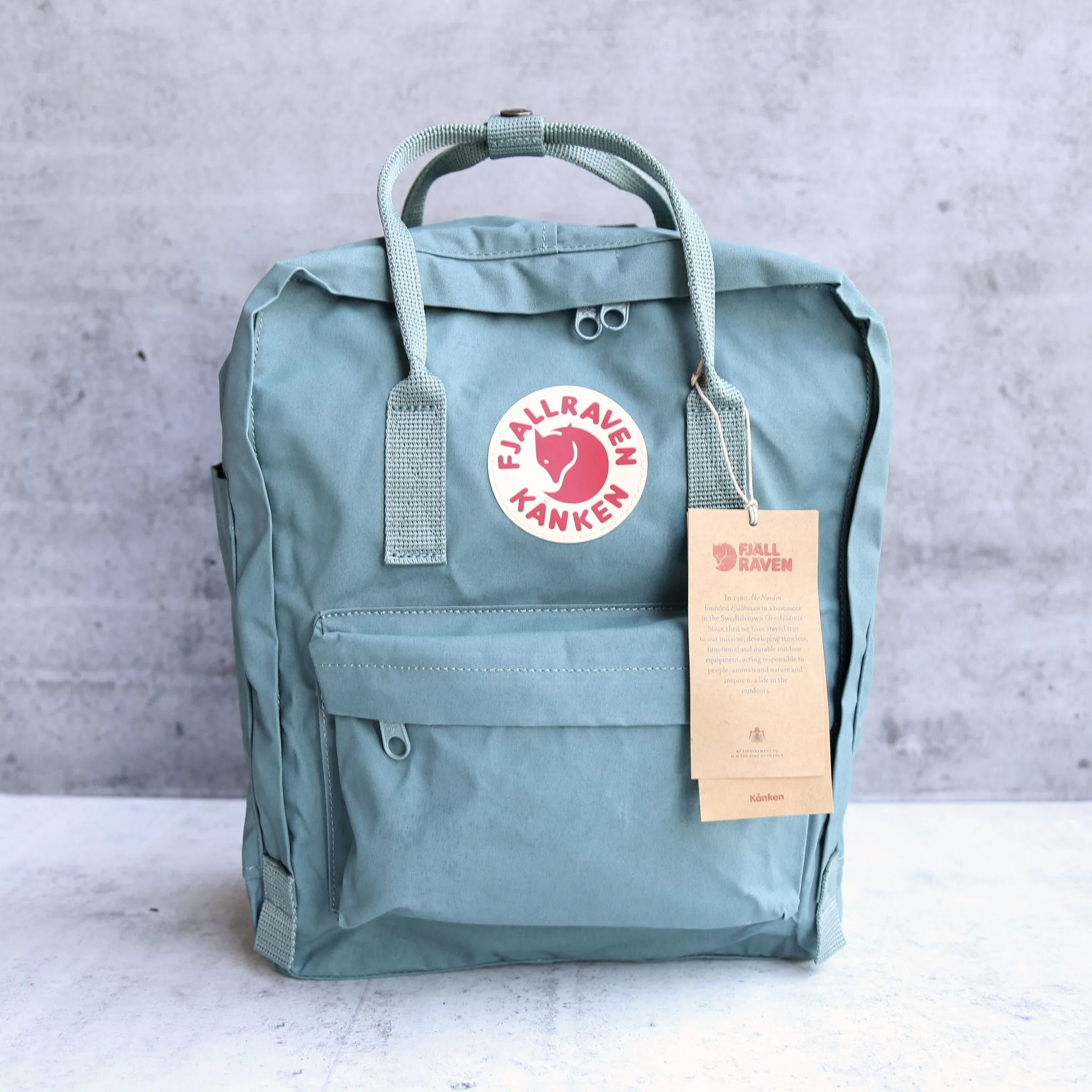 Fjallraven - Kanken Classic Backpack in More Colors