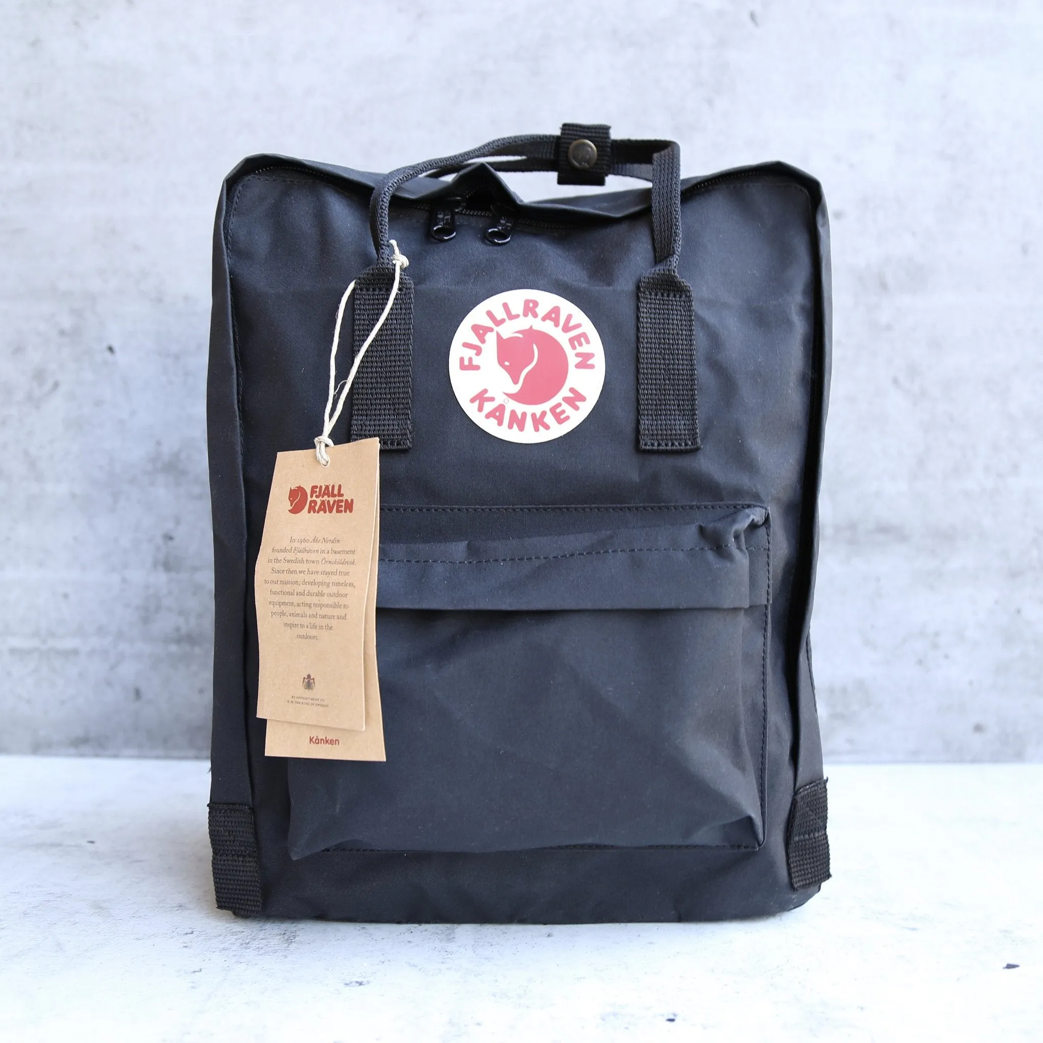 Fjallraven - Kanken Classic Backpack in More Colors