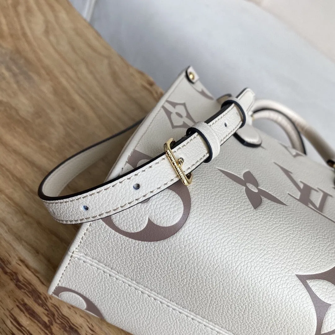 LV On The Go PM Bag Monogram Empreinte 9.8in/25cm Beige LV