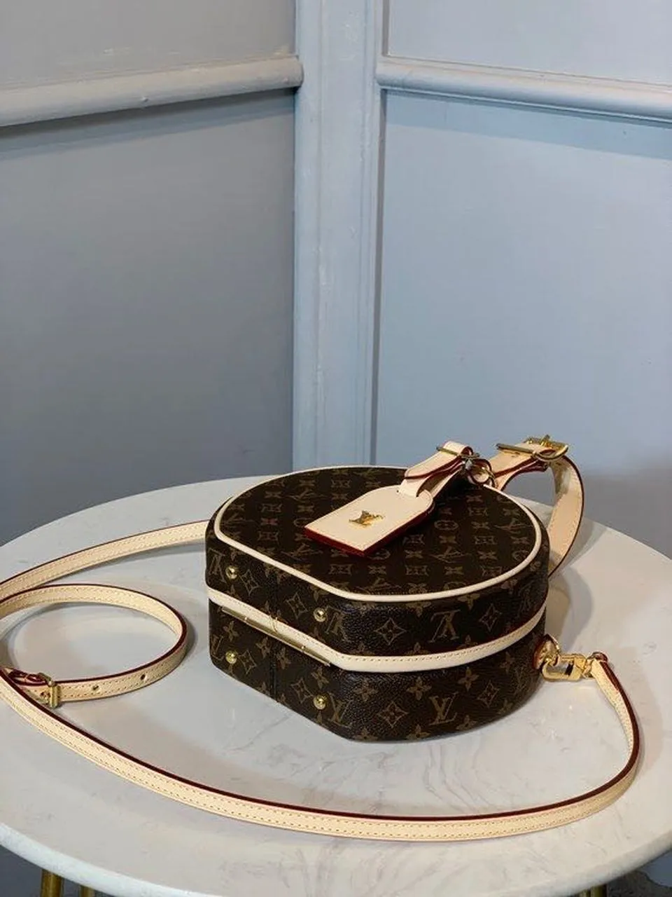 LV Petite Boite Chapeau Monogram Canvas For Women,  Shoulder And Crossbody Bags 6.9in/17.5cm LV M43514